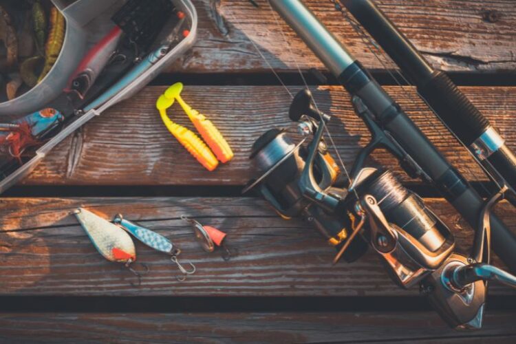 釣竿など釣り用品の破損、盗難に備えるおすすめレジャー保険を紹介