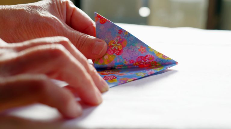 工作レクリエーション「折り紙」