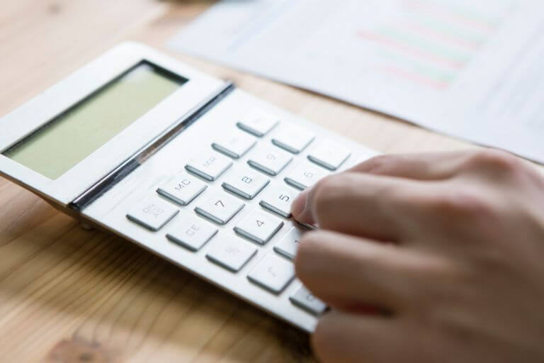 保険金の定額払いと実費払いについて