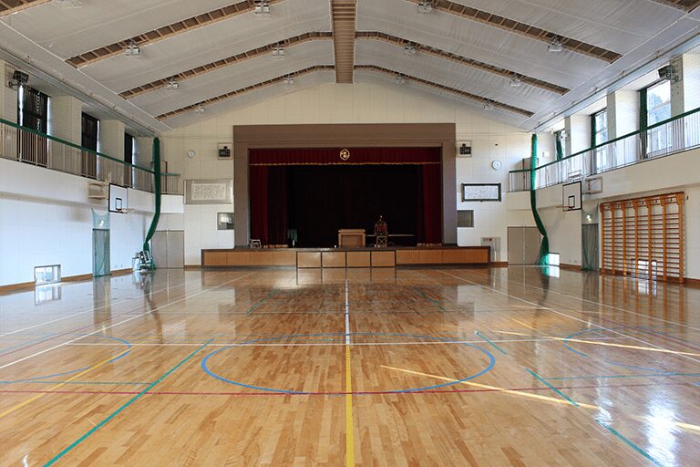 学校でのスポーツ・体育の事故に保険は適用される？給付内容や申請方法とは