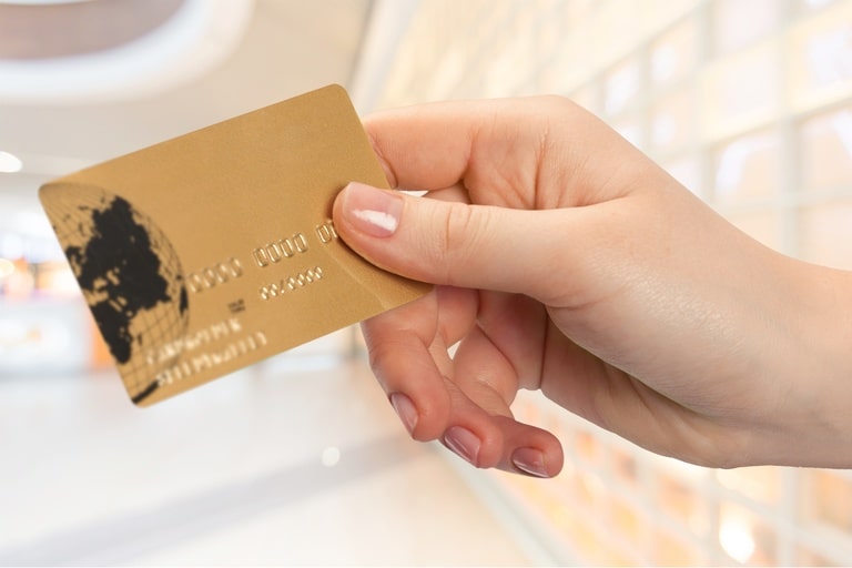 クレジットカードにスポーツ保険はついている？