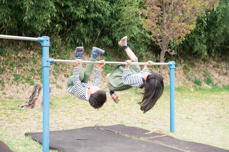 学童保育中のケガは保険で補償される？